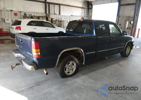 2000 Chevrolet Silverado 1500 Ls из США, поврежденный, VIN 2GCEC19T7Y1145925